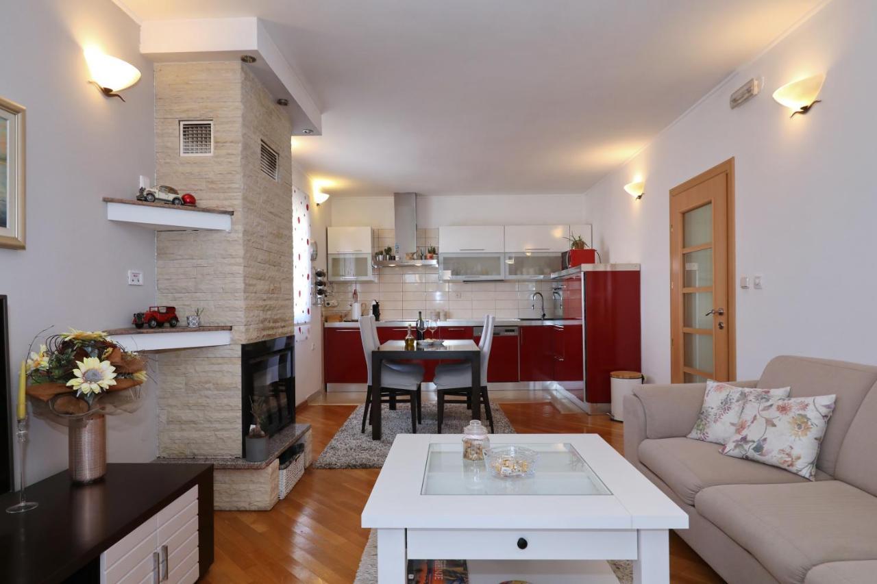 Sea Relaxing Apartment Bibinje Exterior foto